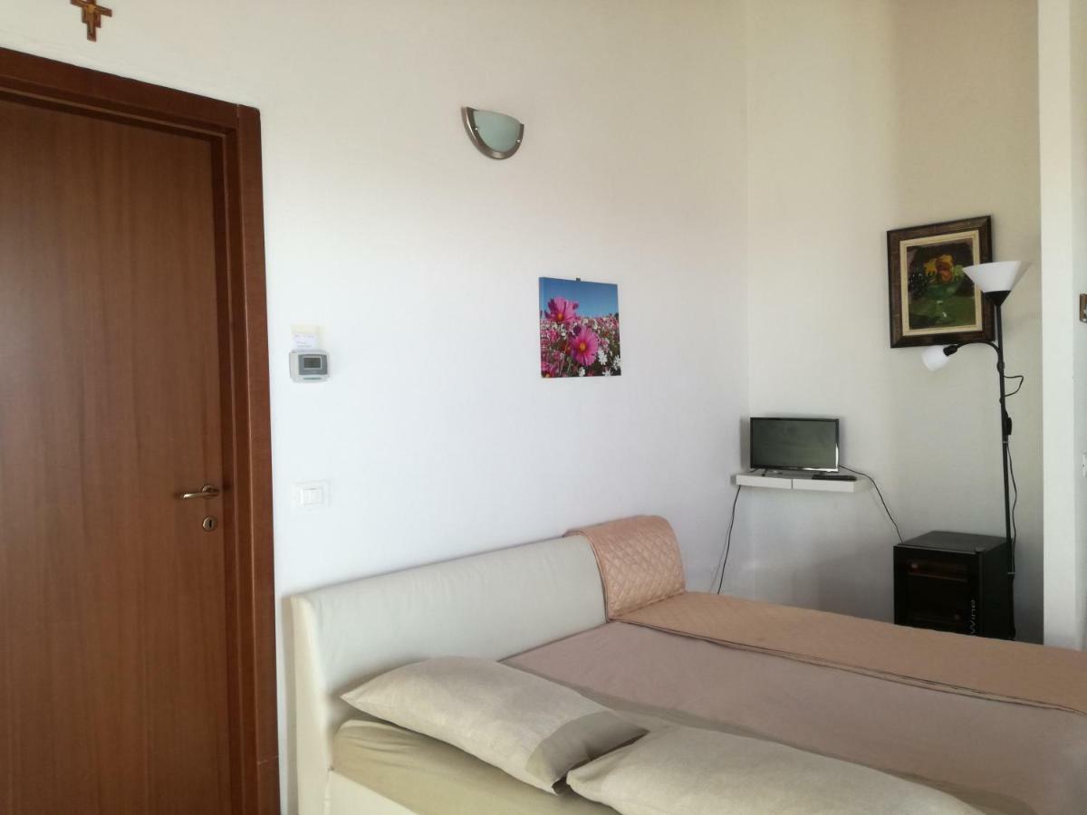 Finestra Della Val D'Orcia Apartment Contignano Ngoại thất bức ảnh